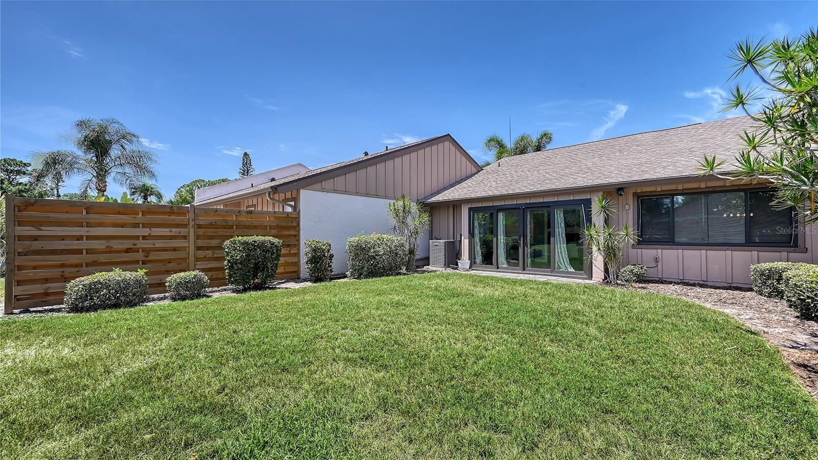 5649 WESTWIND LN, SARASOTA, FL, 34231