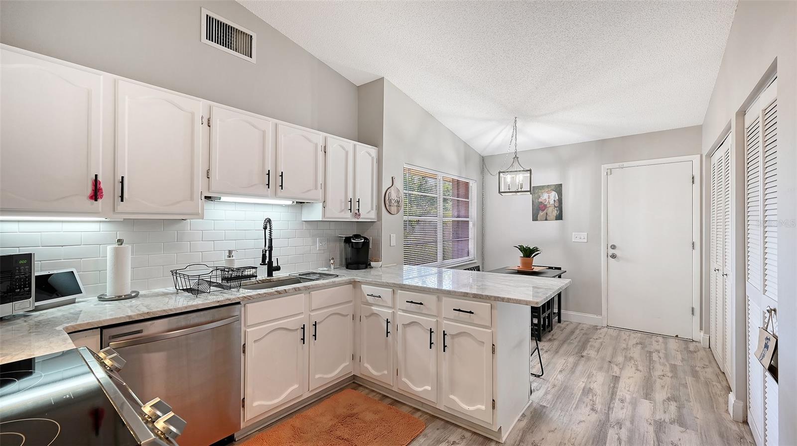 5649 WESTWIND LN, SARASOTA, FL, 34231