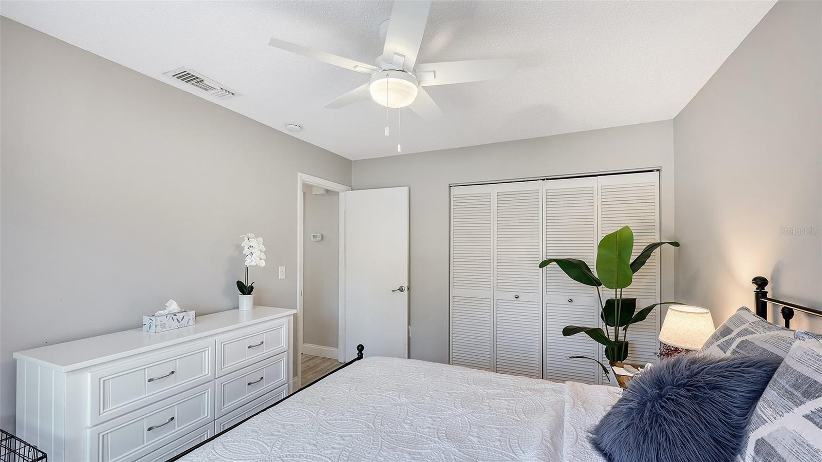 5649 WESTWIND LN, SARASOTA, FL, 34231