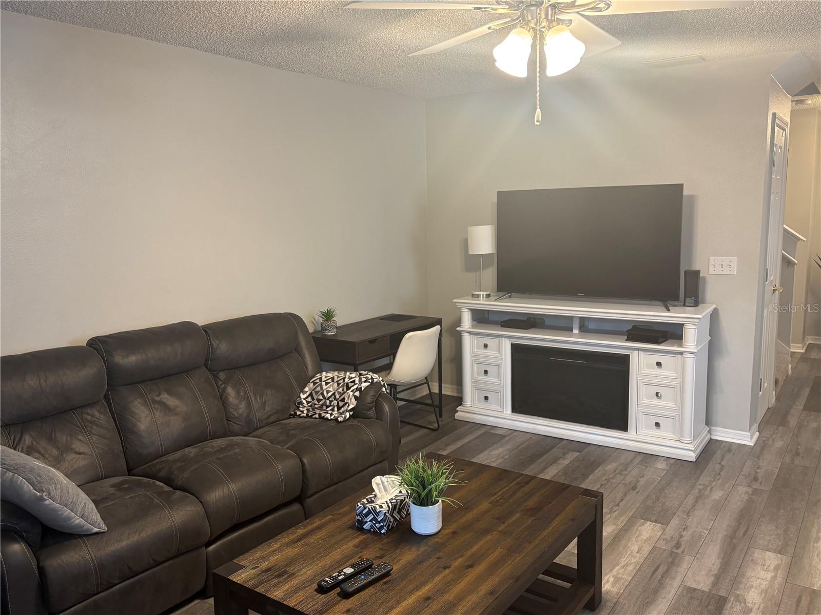 9122 JAKES PATH, LARGO, FL, 33771