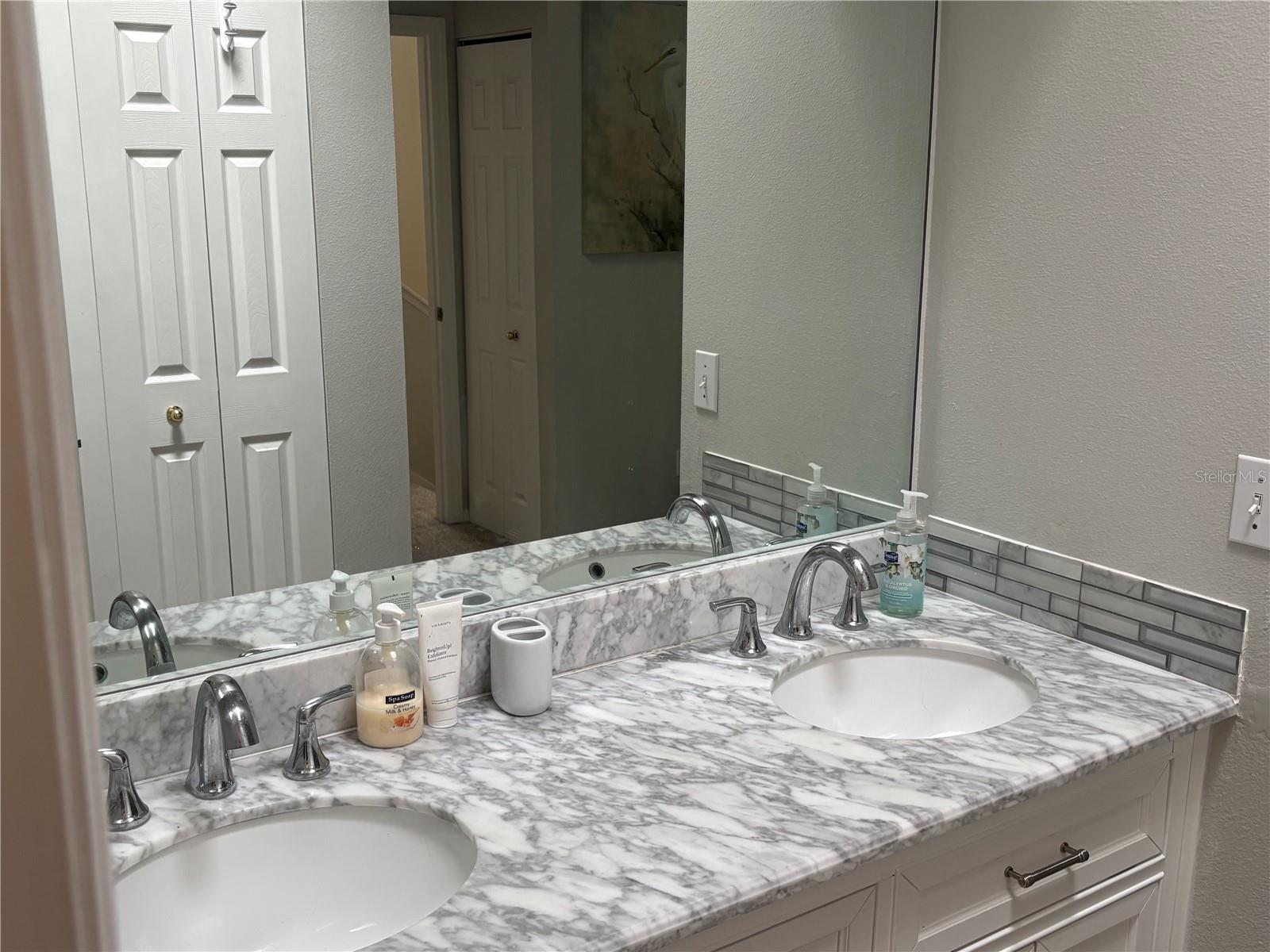 9122 JAKES PATH, LARGO, FL, 33771
