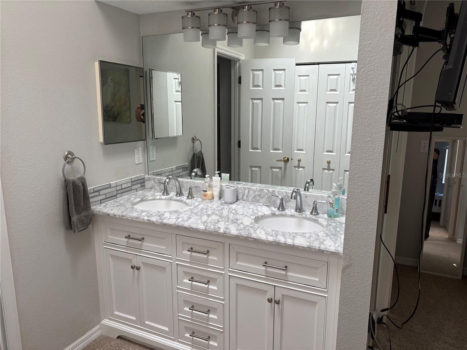 9122 JAKES PATH, LARGO, FL, 33771