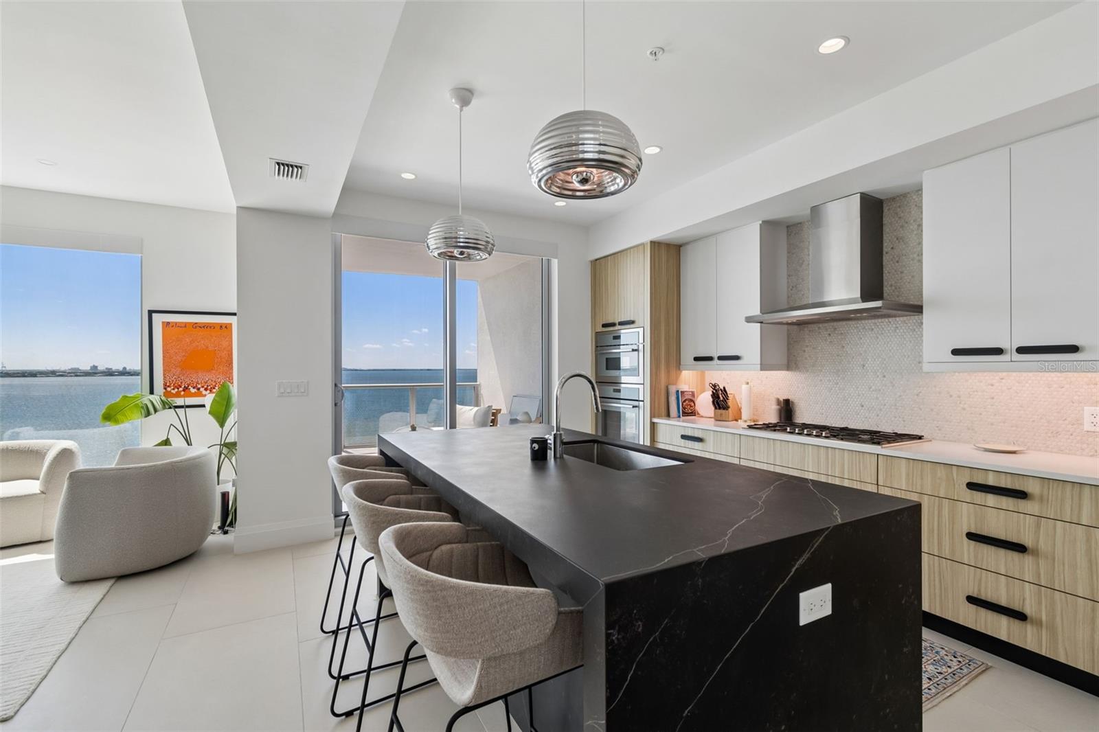 2910 W BARCELONA ST #902, TAMPA, FL, 33629