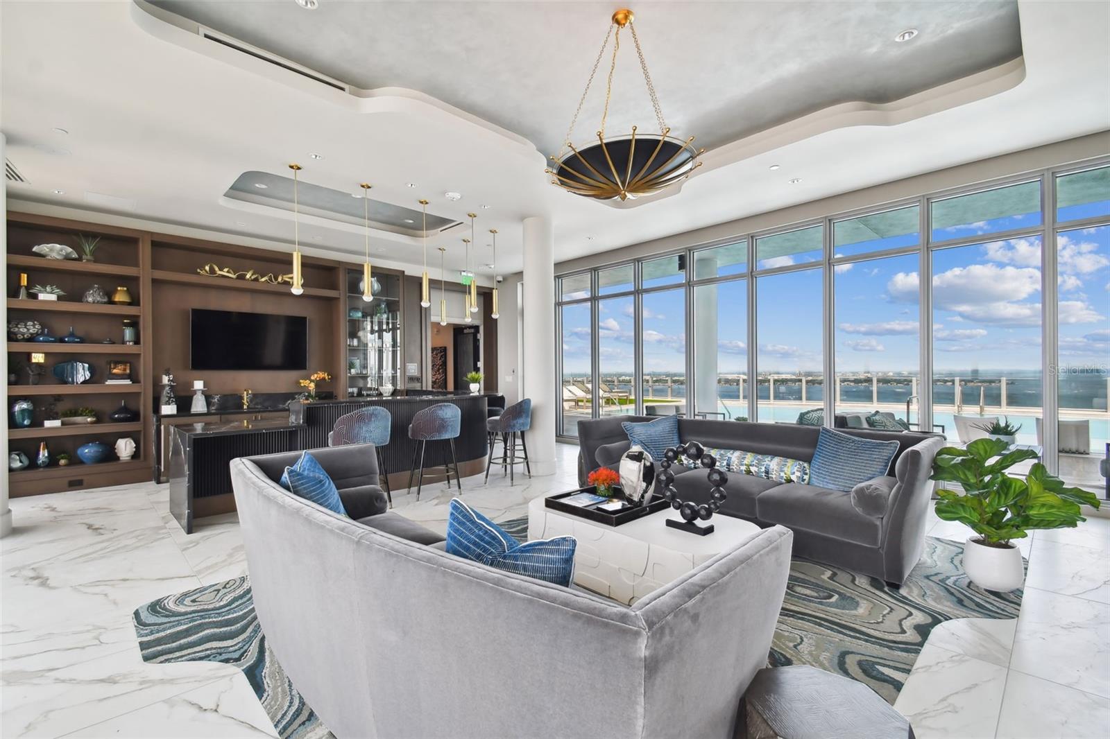 2910 W BARCELONA ST #902, TAMPA, FL, 33629