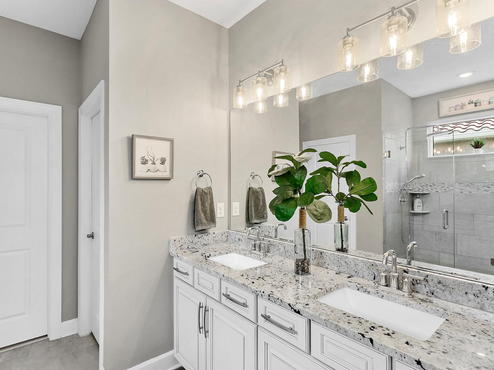 200 DAYLILY BLVD, NOKOMIS, FL, 34275