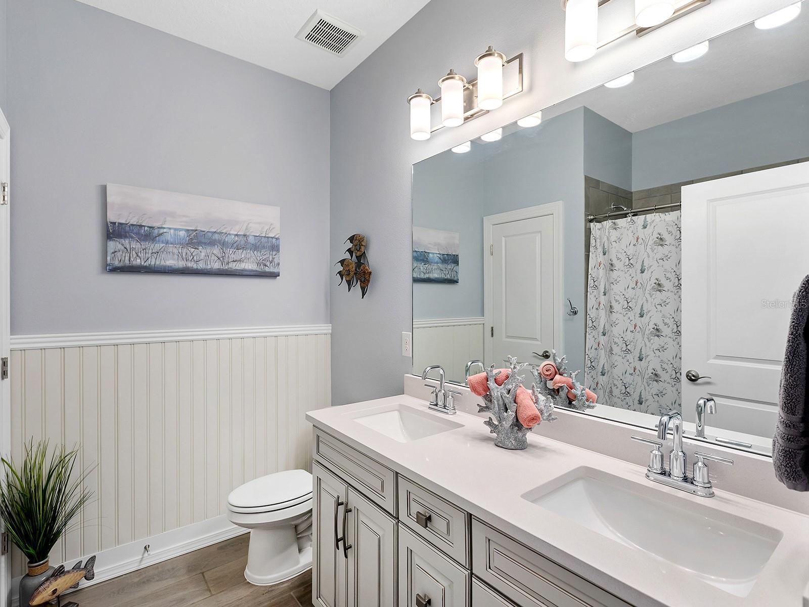200 DAYLILY BLVD, NOKOMIS, FL, 34275