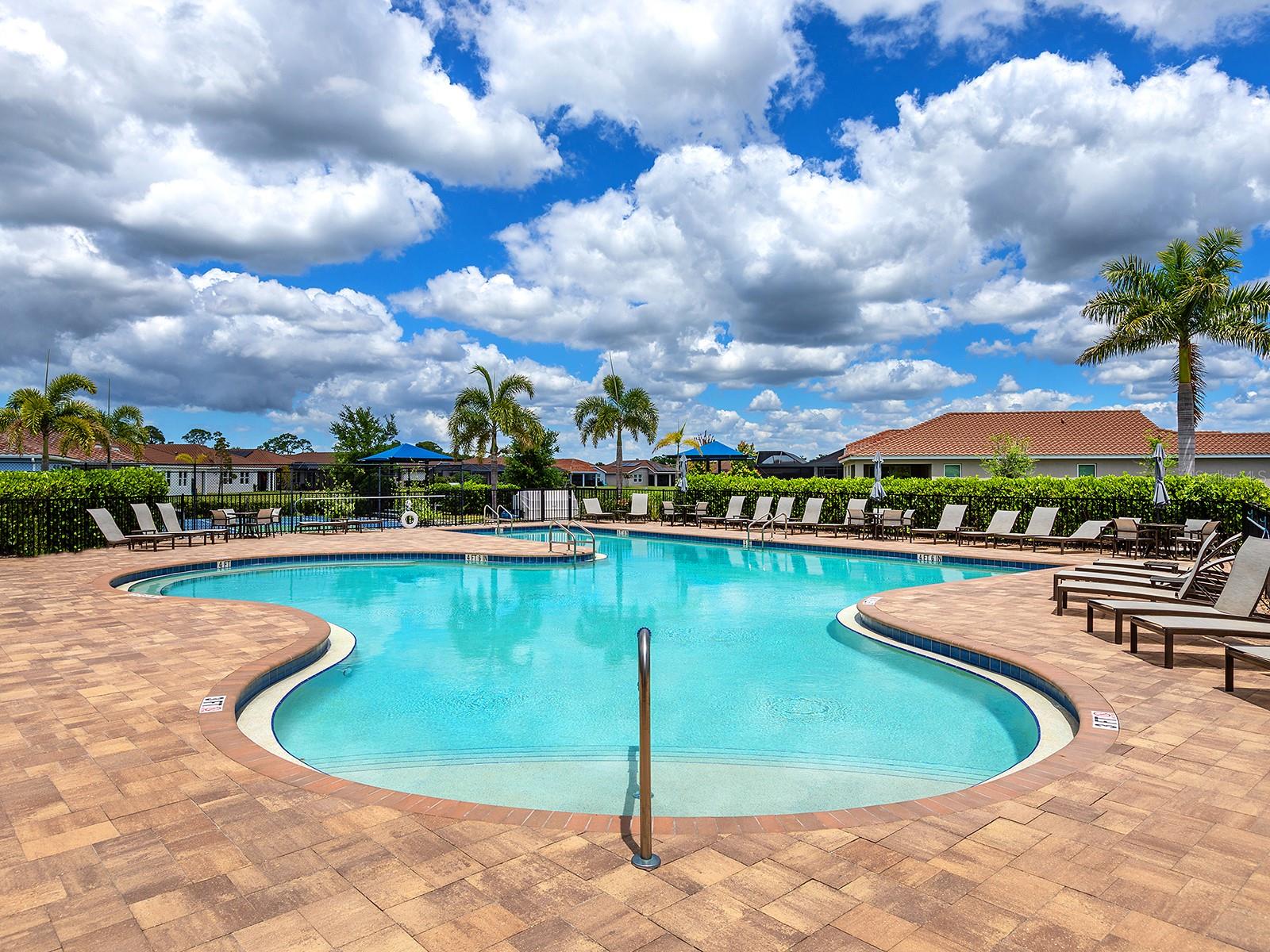 200 DAYLILY BLVD, NOKOMIS, FL, 34275