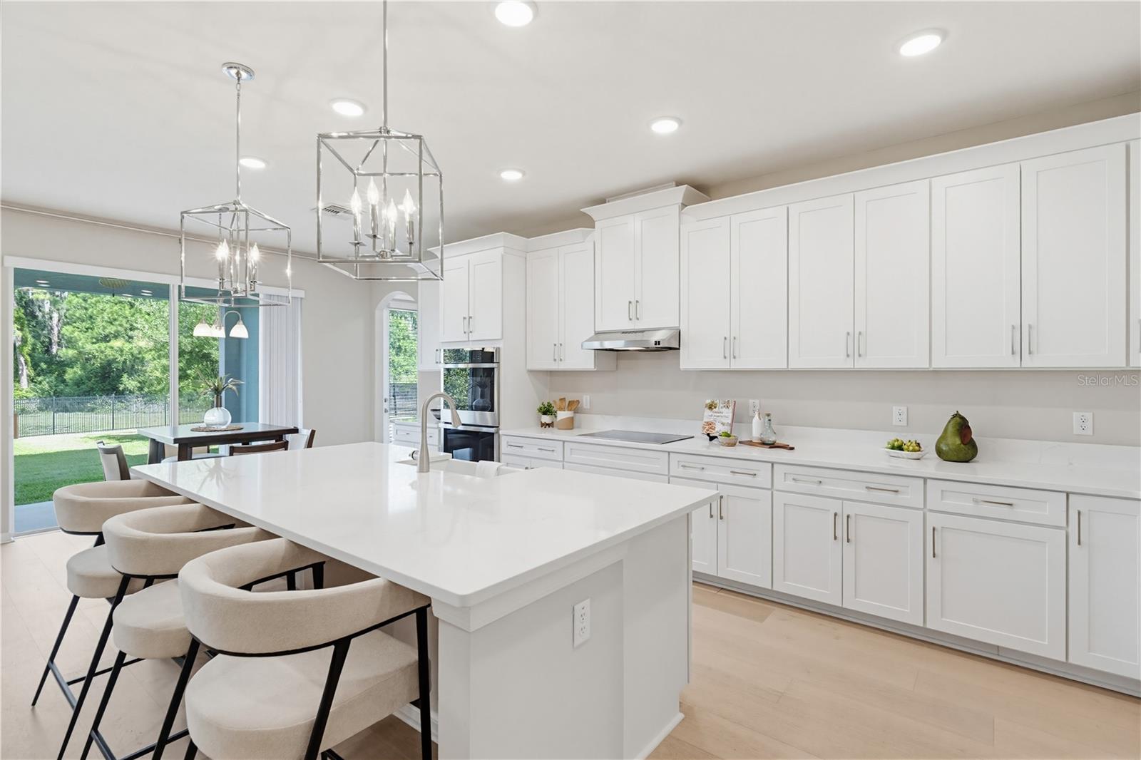 9608 SORBONNE LOOP, SEFFNER, FL, 33584