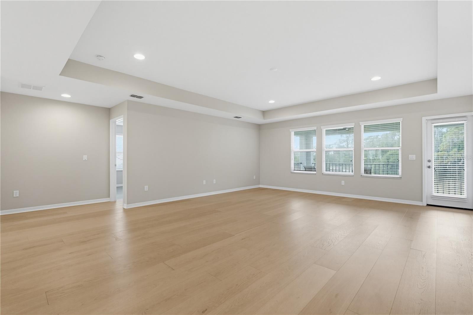 9608 SORBONNE LOOP, SEFFNER, FL, 33584