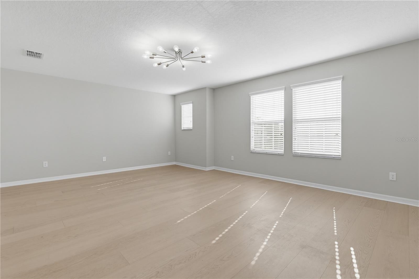 9608 SORBONNE LOOP, SEFFNER, FL, 33584