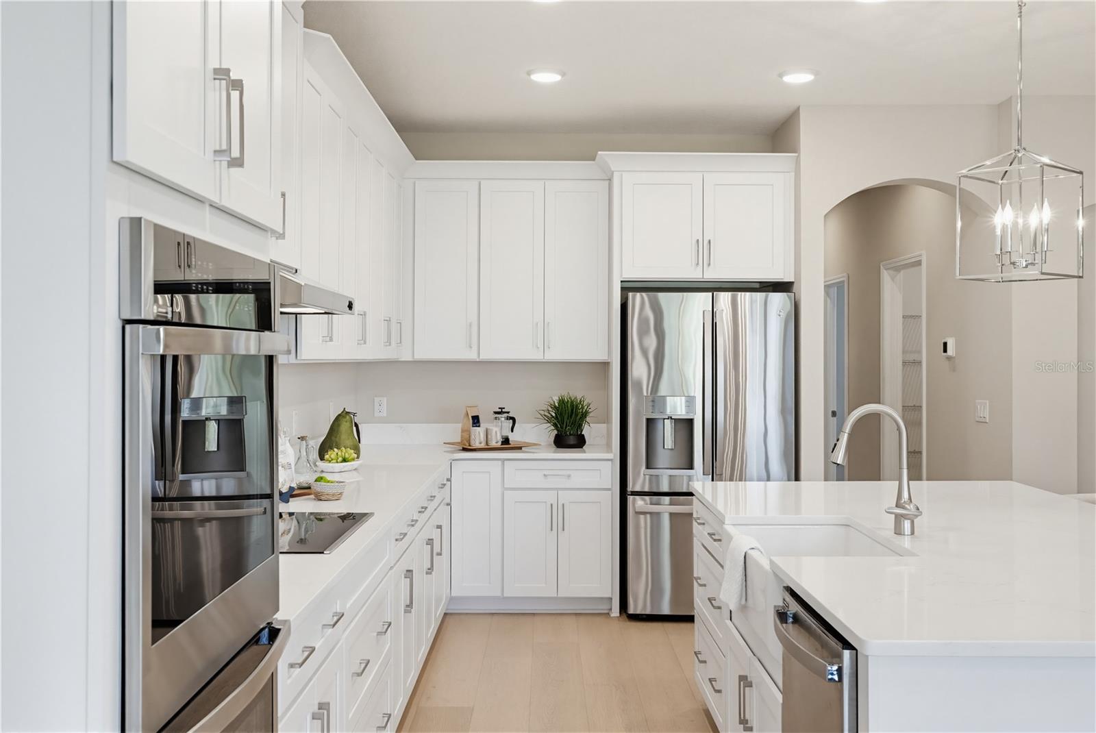 9608 SORBONNE LOOP, SEFFNER, FL, 33584