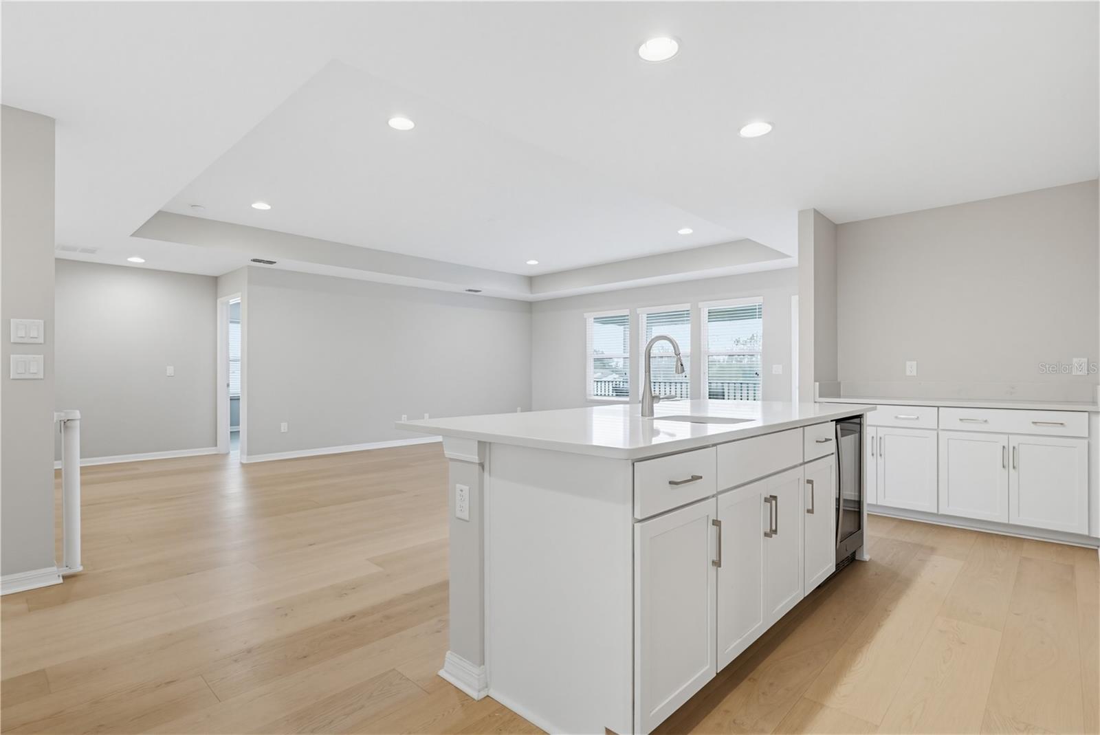 9608 SORBONNE LOOP, SEFFNER, FL, 33584