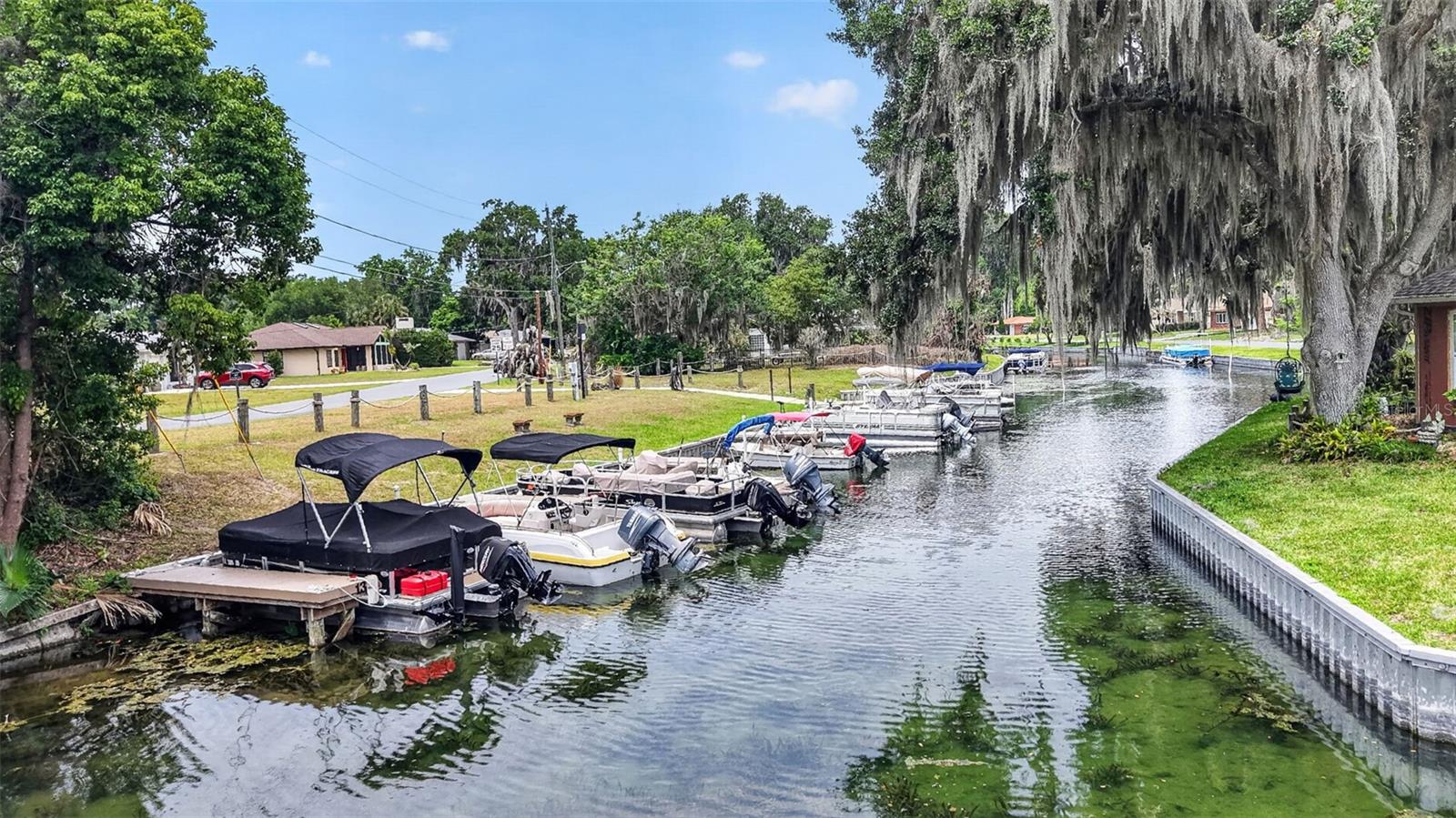 5 LONESOME PINE TRL, YALAHA, FL, 34797