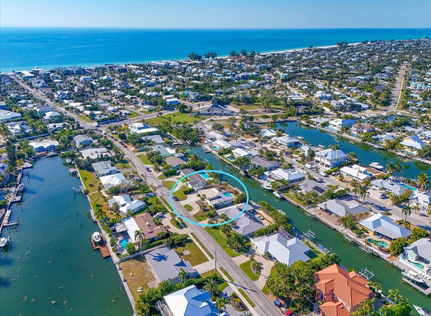 512 KEY ROYALE DR, HOLMES BEACH, FL, 34217