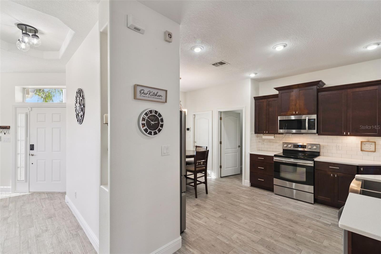 2720 SAVANNAH DR, LEESBURG, FL, 34748