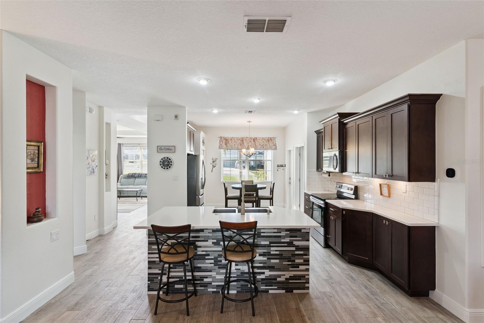 2720 SAVANNAH DR, LEESBURG, FL, 34748
