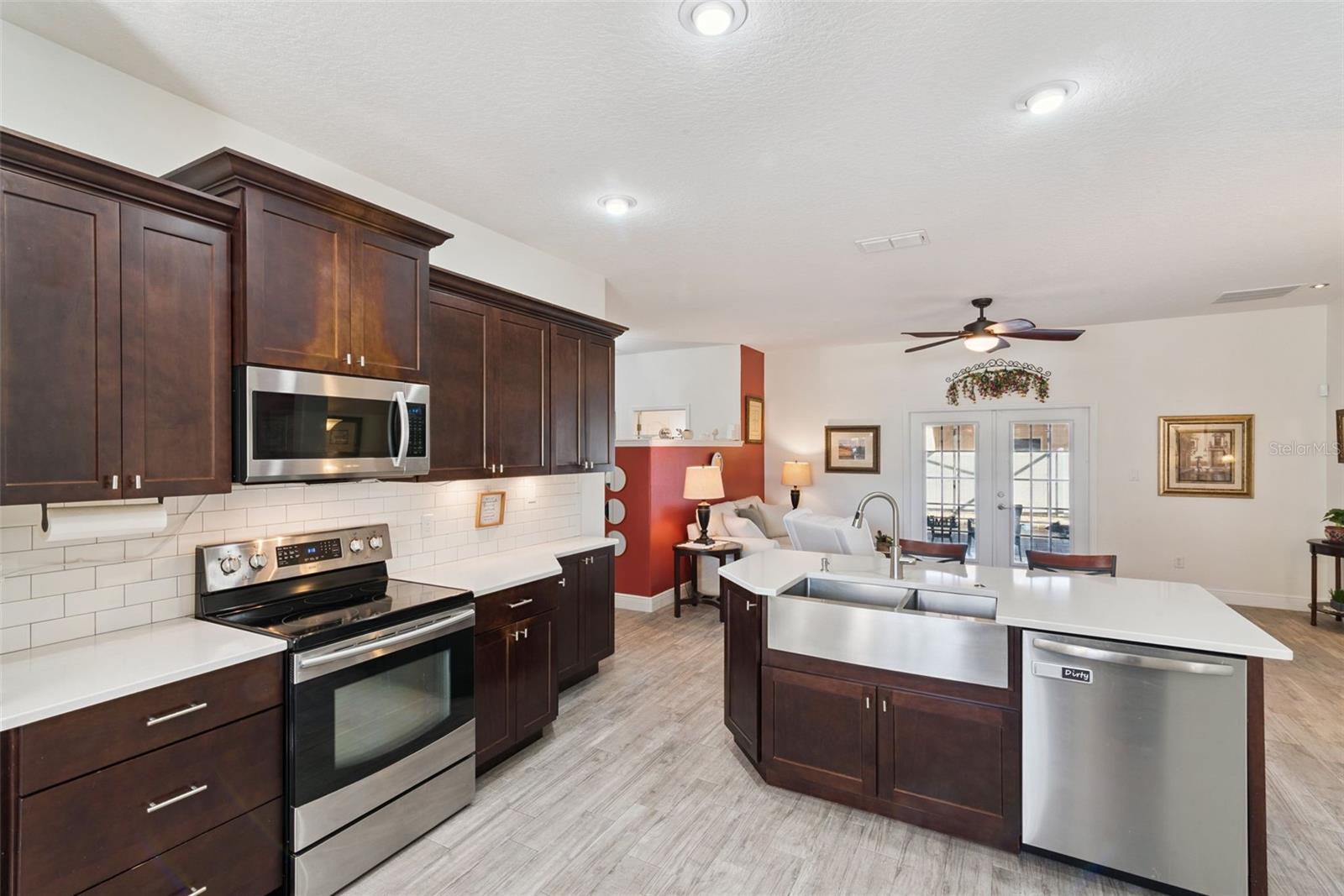 2720 SAVANNAH DR, LEESBURG, FL, 34748