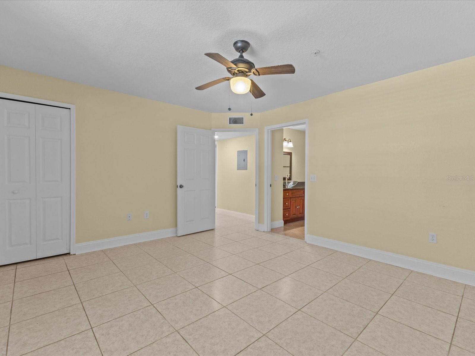 13839 FAIRWAY ISLAND DR #1111, ORLANDO, FL, 32837
