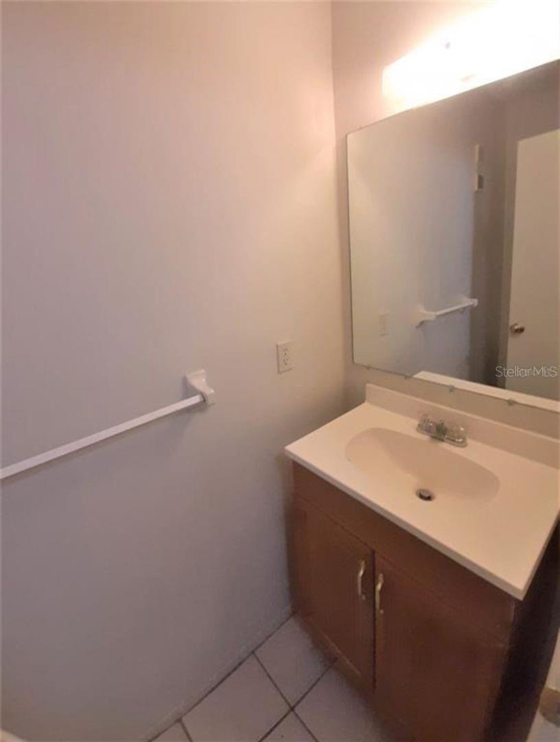 7600 ABBEY LN #C, TAMPA, FL, 33617