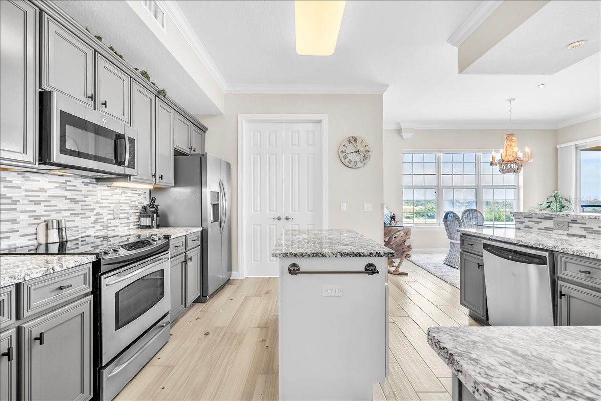 8560 AMBERJACK CIR #301, ENGLEWOOD, FL, 34224