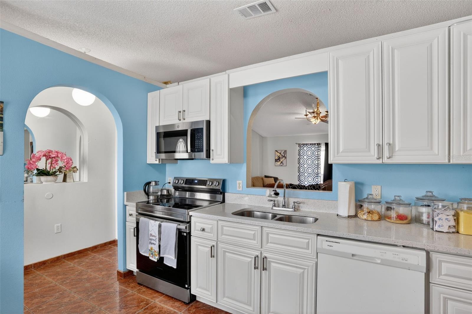 6820 POMEROY CIR, ORLANDO, FL, 32810