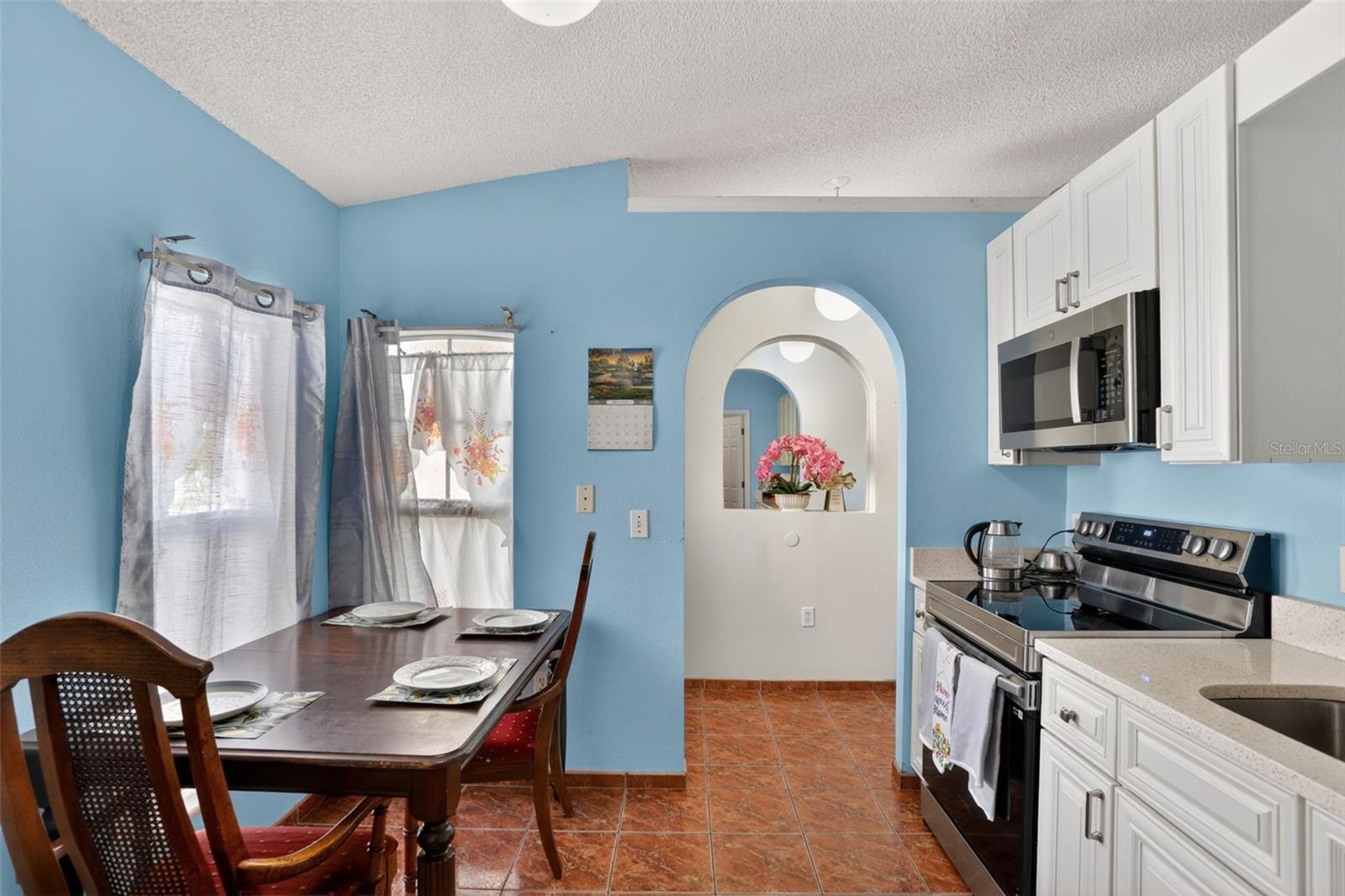 6820 POMEROY CIR, ORLANDO, FL, 32810