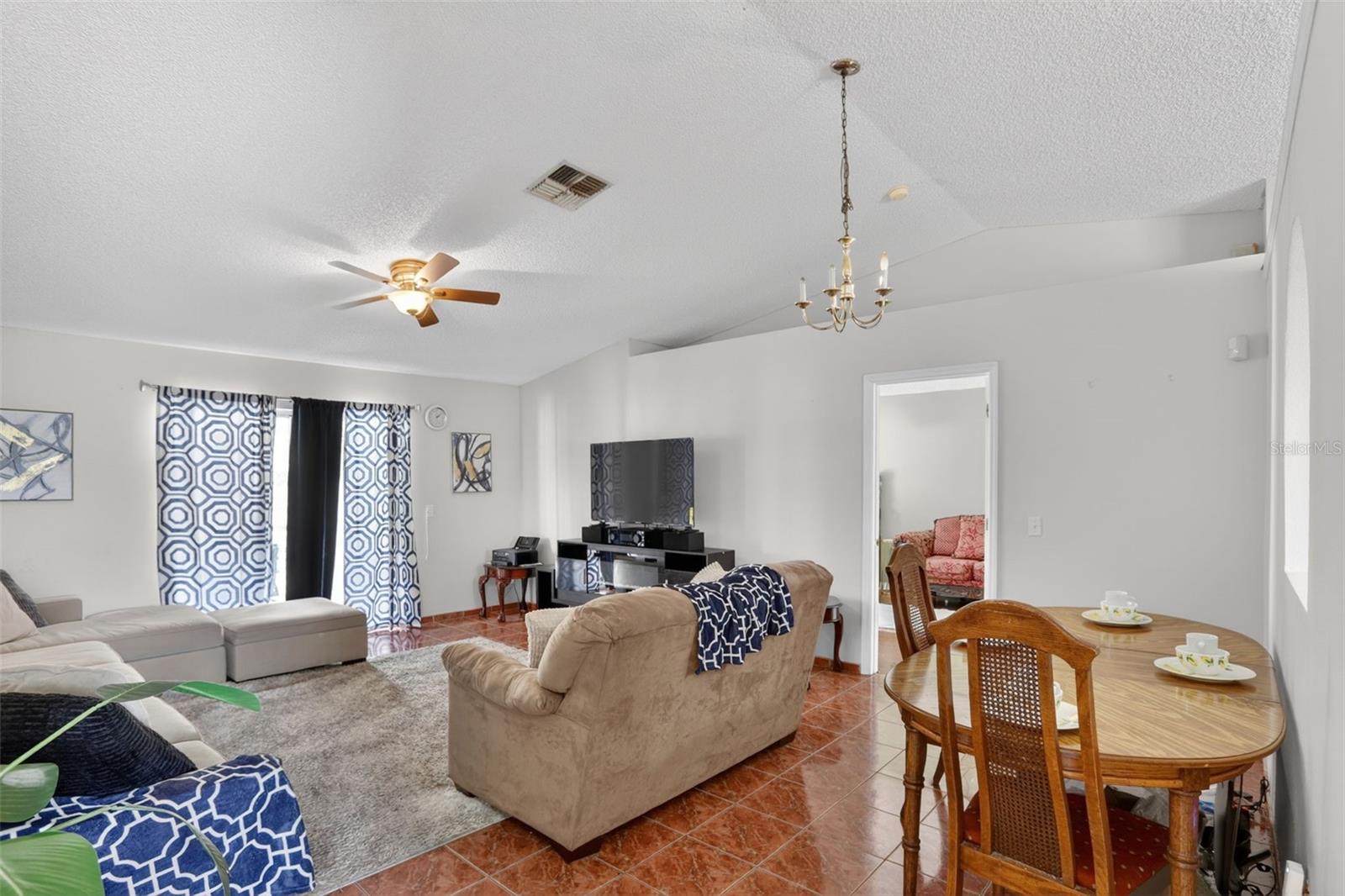 6820 POMEROY CIR, ORLANDO, FL, 32810