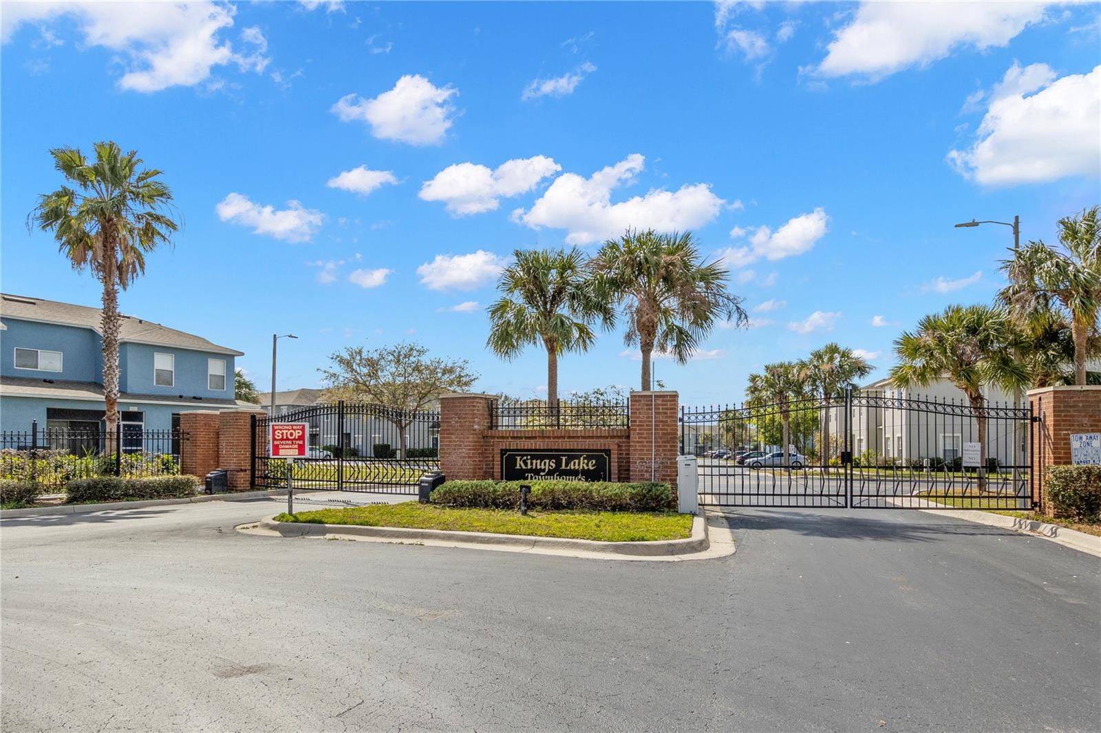 13137 KINGS CROSSING DR, GIBSONTON, FL, 33534
