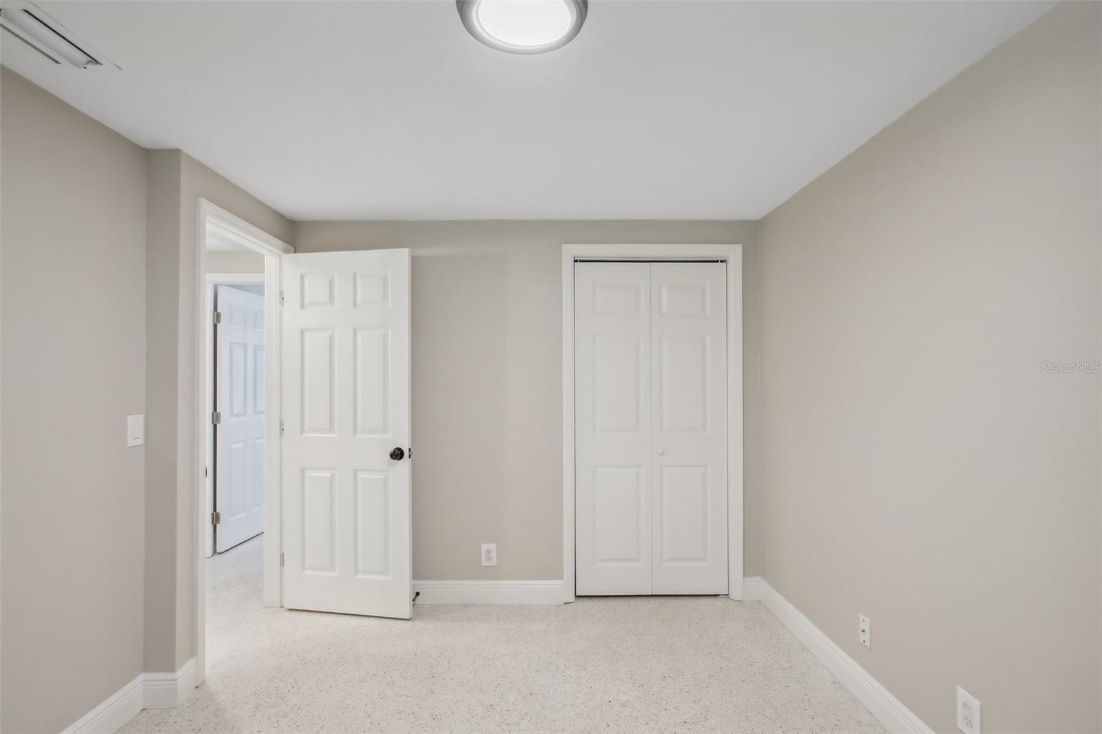8703 NAVAJO AVE, TAMPA, FL, 33637