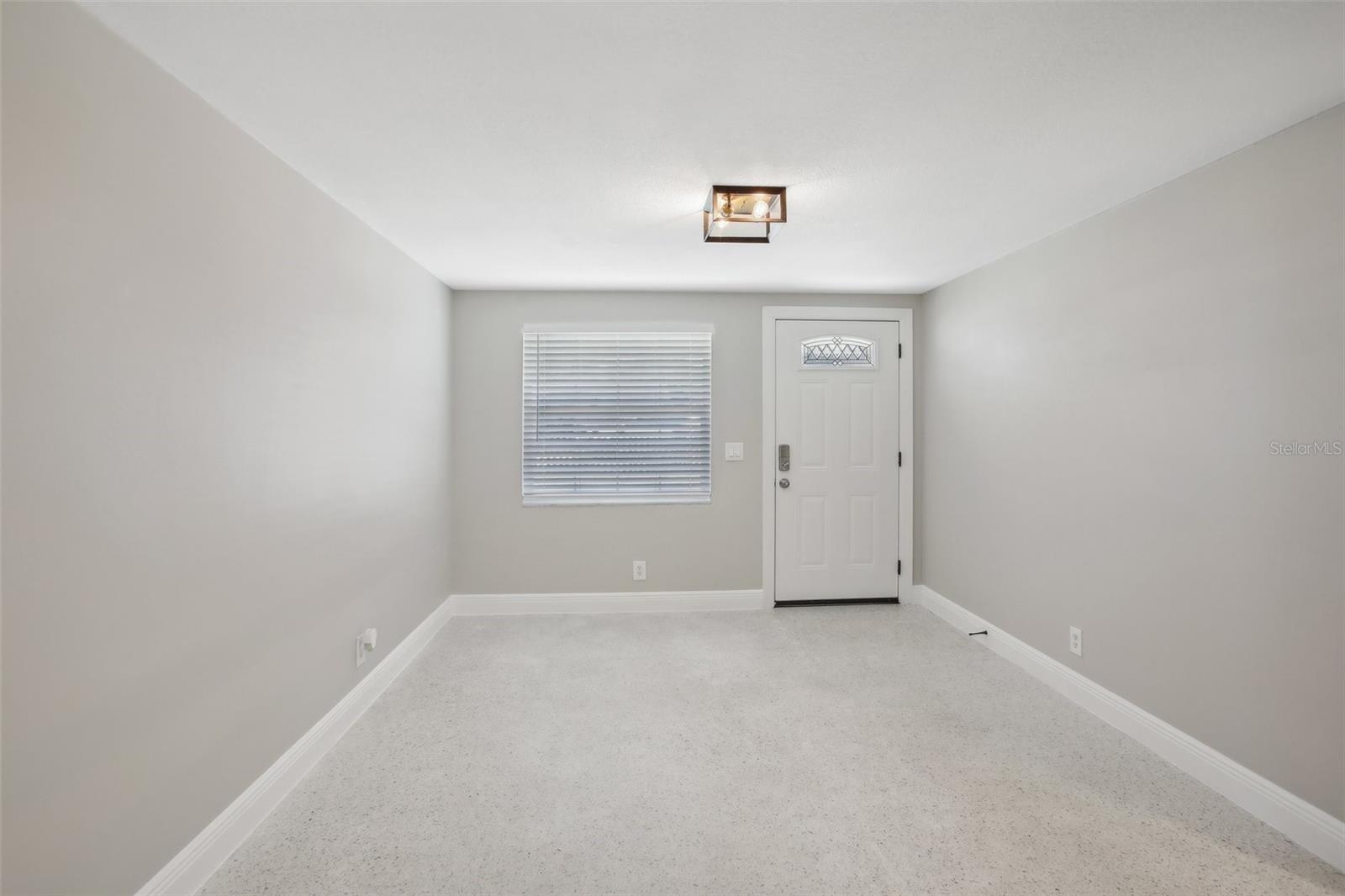 8703 NAVAJO AVE, TAMPA, FL, 33637