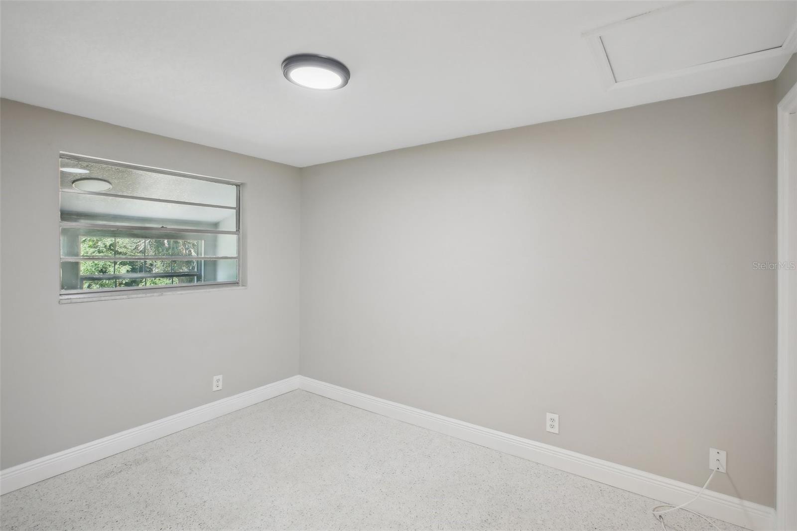 8703 NAVAJO AVE, TAMPA, FL, 33637