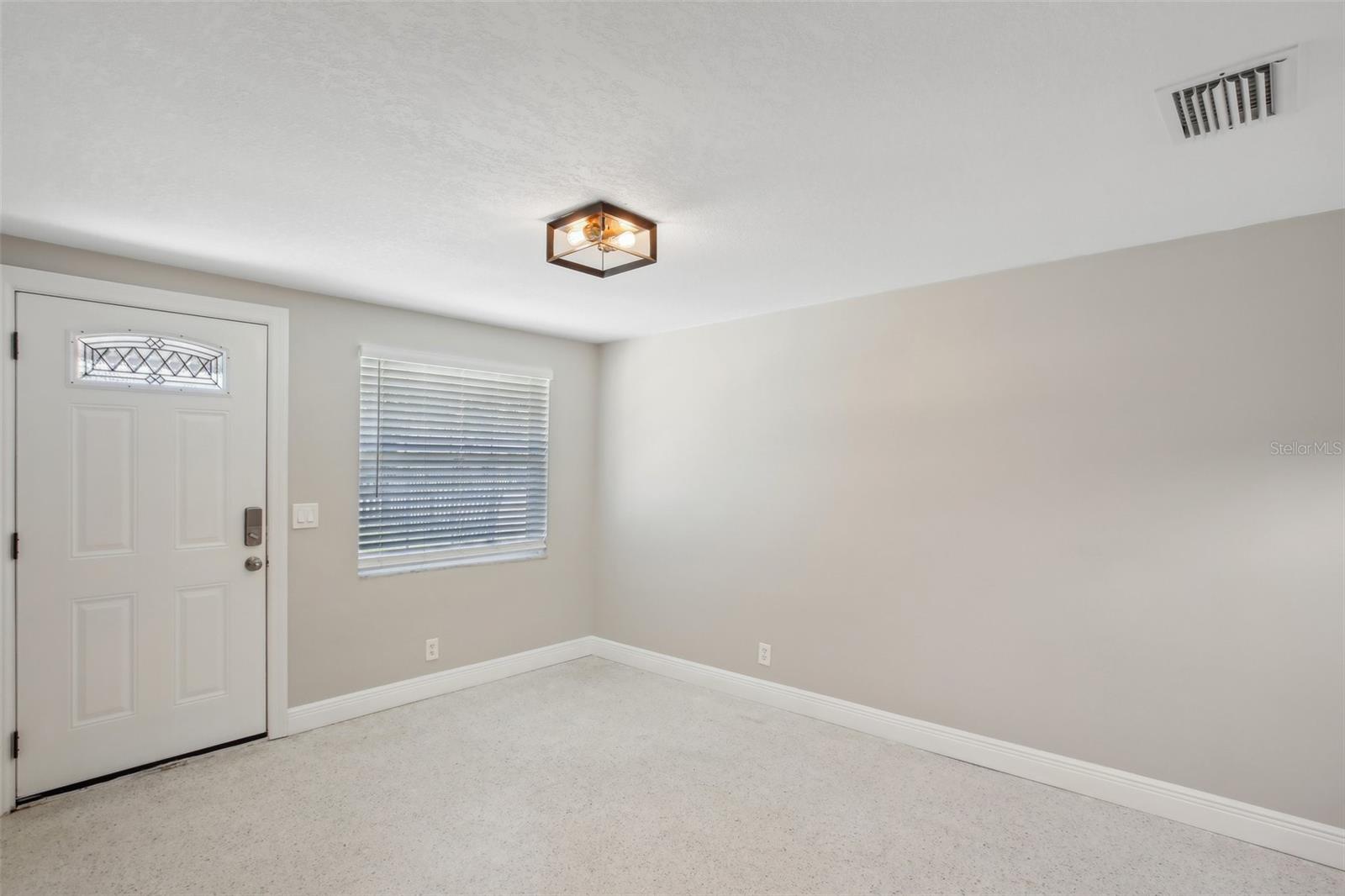 8703 NAVAJO AVE, TAMPA, FL, 33637