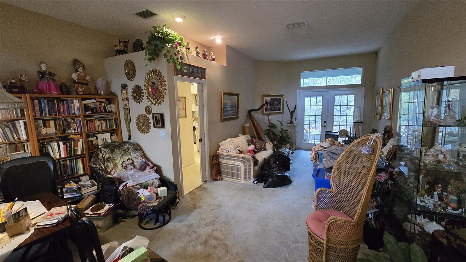 1040 TRADEWINDS DR, TARPON SPRINGS, FL, 34689