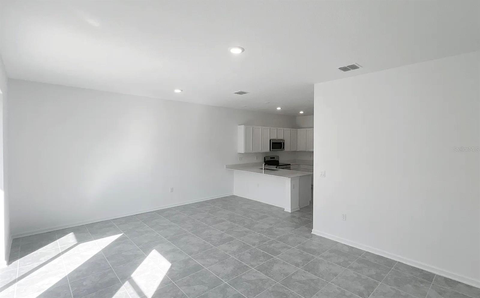 2562 SKYLINE LOOP, KISSIMMEE, FL, 34758