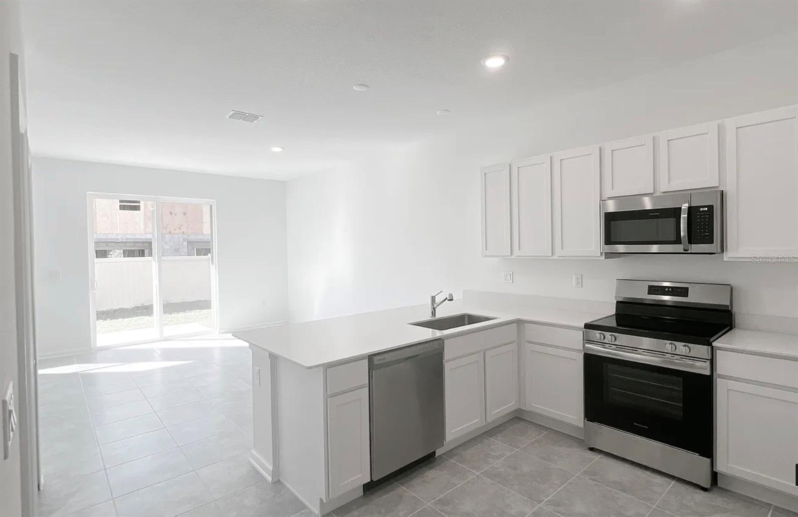 2562 SKYLINE LOOP, KISSIMMEE, FL, 34758