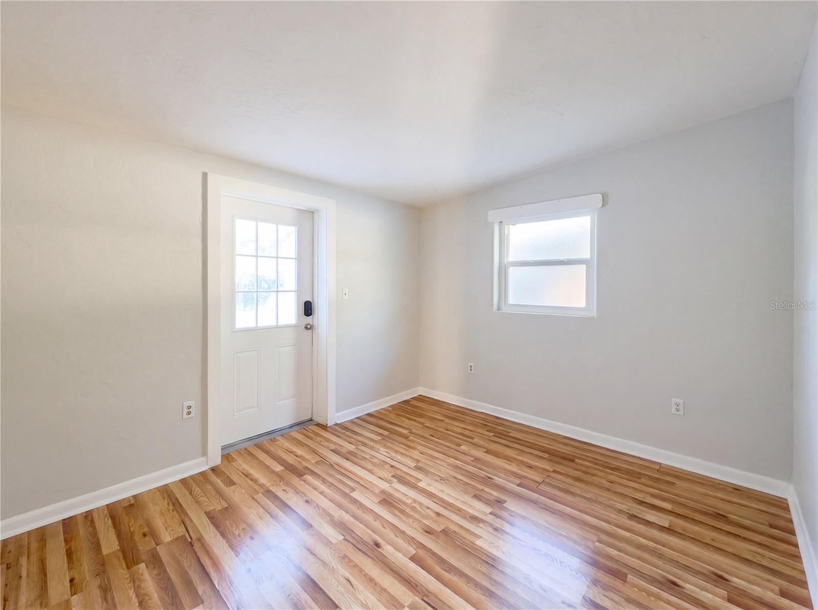 911 NEW YORK ST, EDGEWATER, FL, 32132