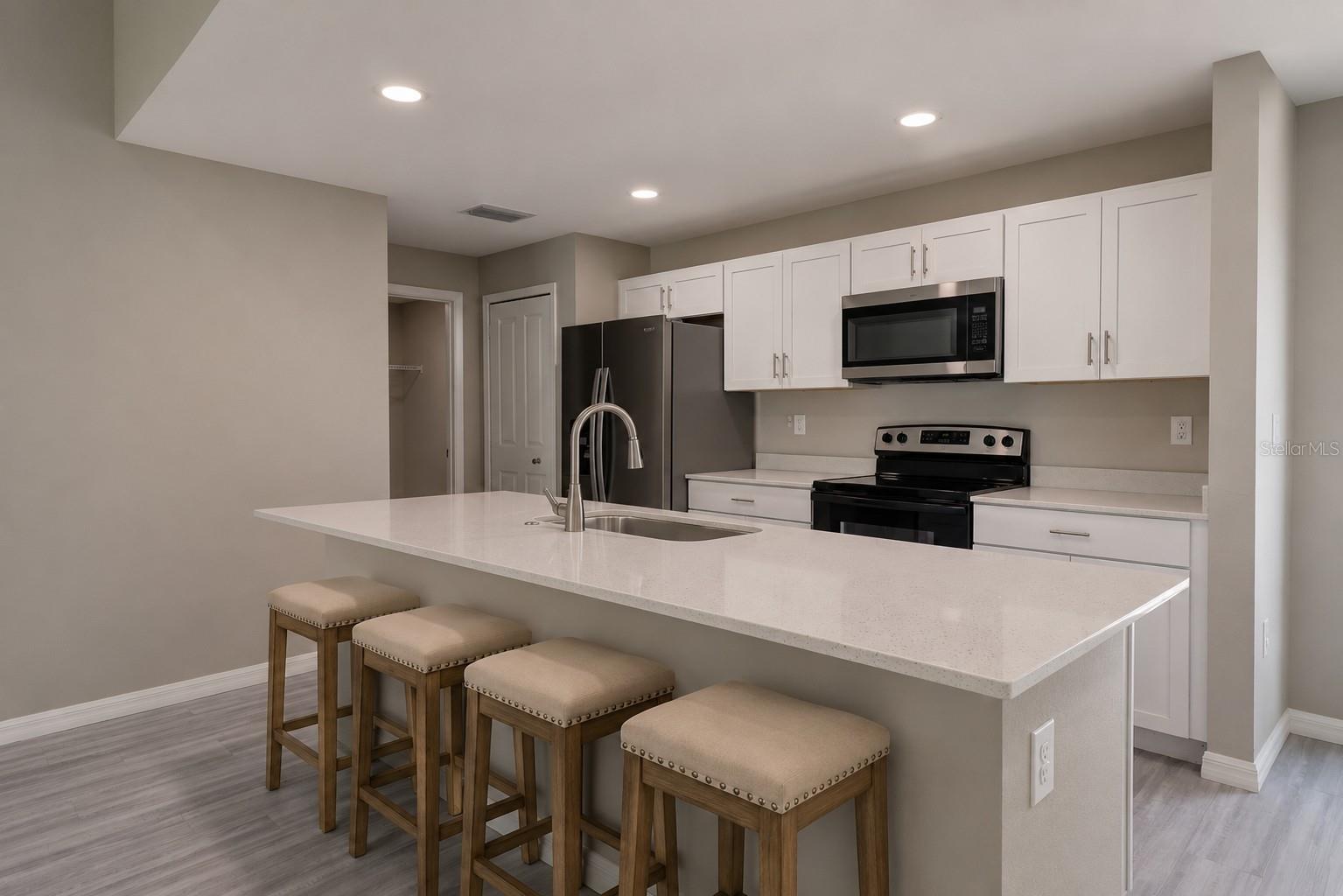 3718 DONAHUE AVE, NORTH PORT, FL, 34288