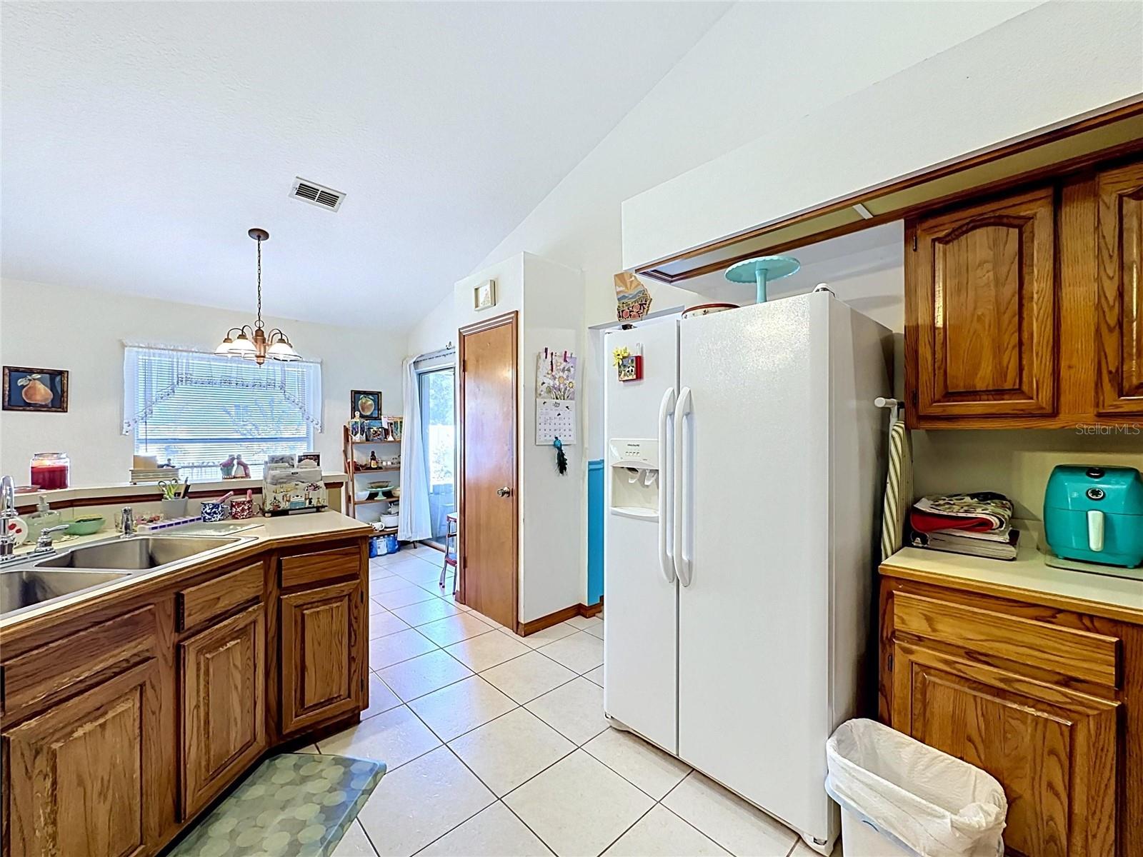 1681 E SPRING RIDGE CIR, WINTER GARDEN, FL, 34787