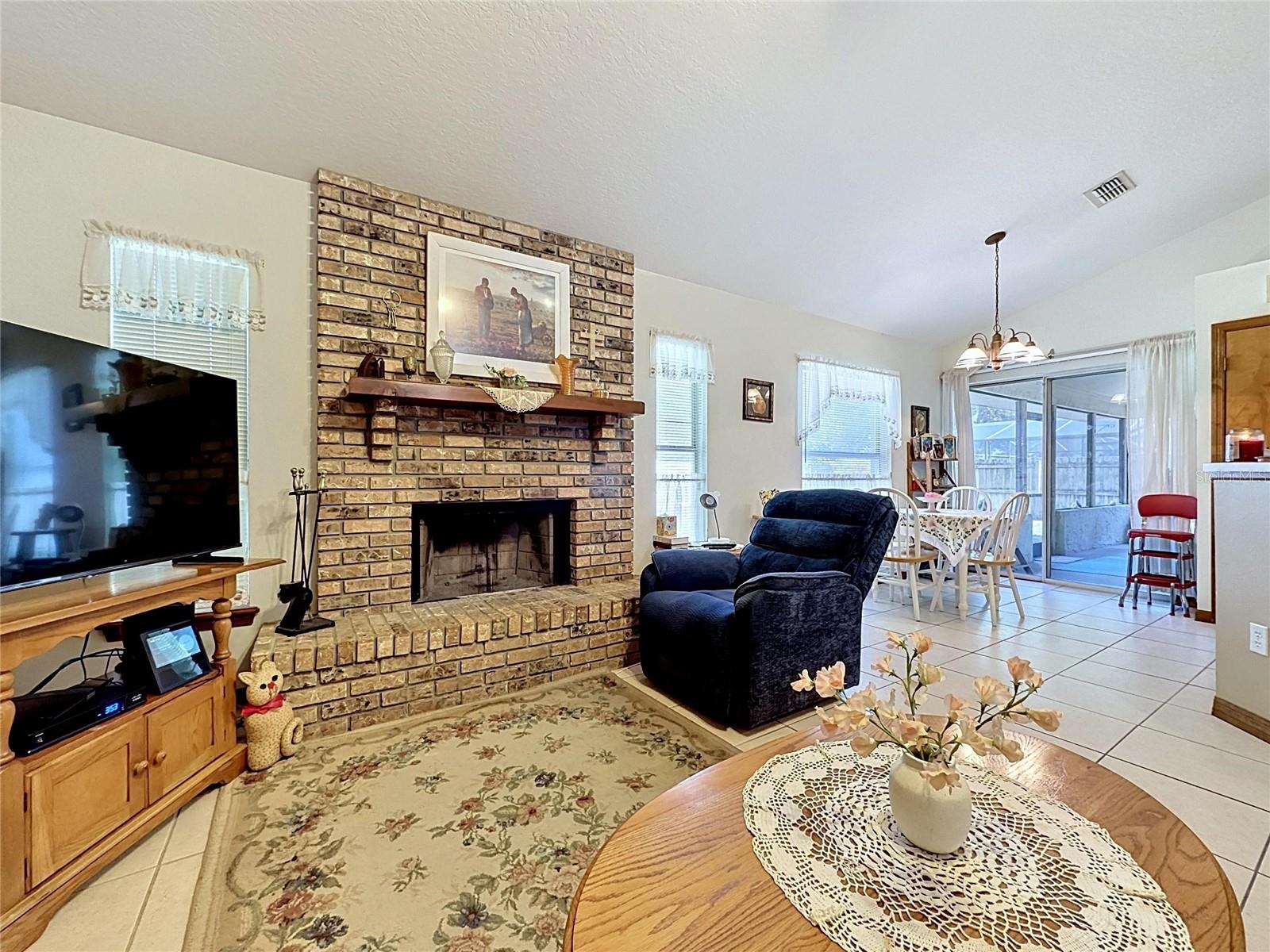 1681 E SPRING RIDGE CIR, WINTER GARDEN, FL, 34787