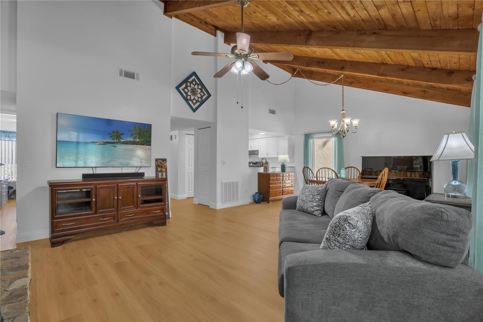 1109 DAPPLED ELM LN, WINTER SPRINGS, FL, 32708