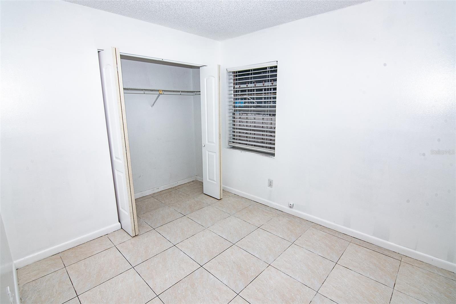 5810 N THATCHER AVE, TAMPA, FL, 33614