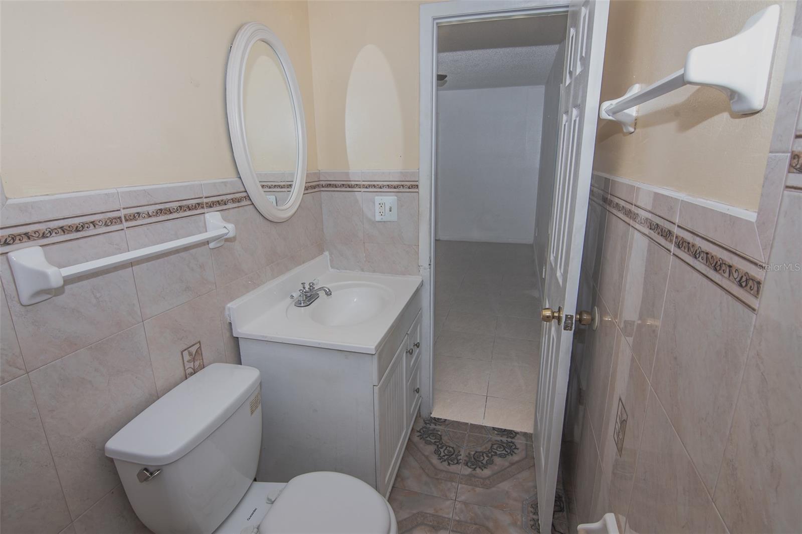5810 N THATCHER AVE, TAMPA, FL, 33614