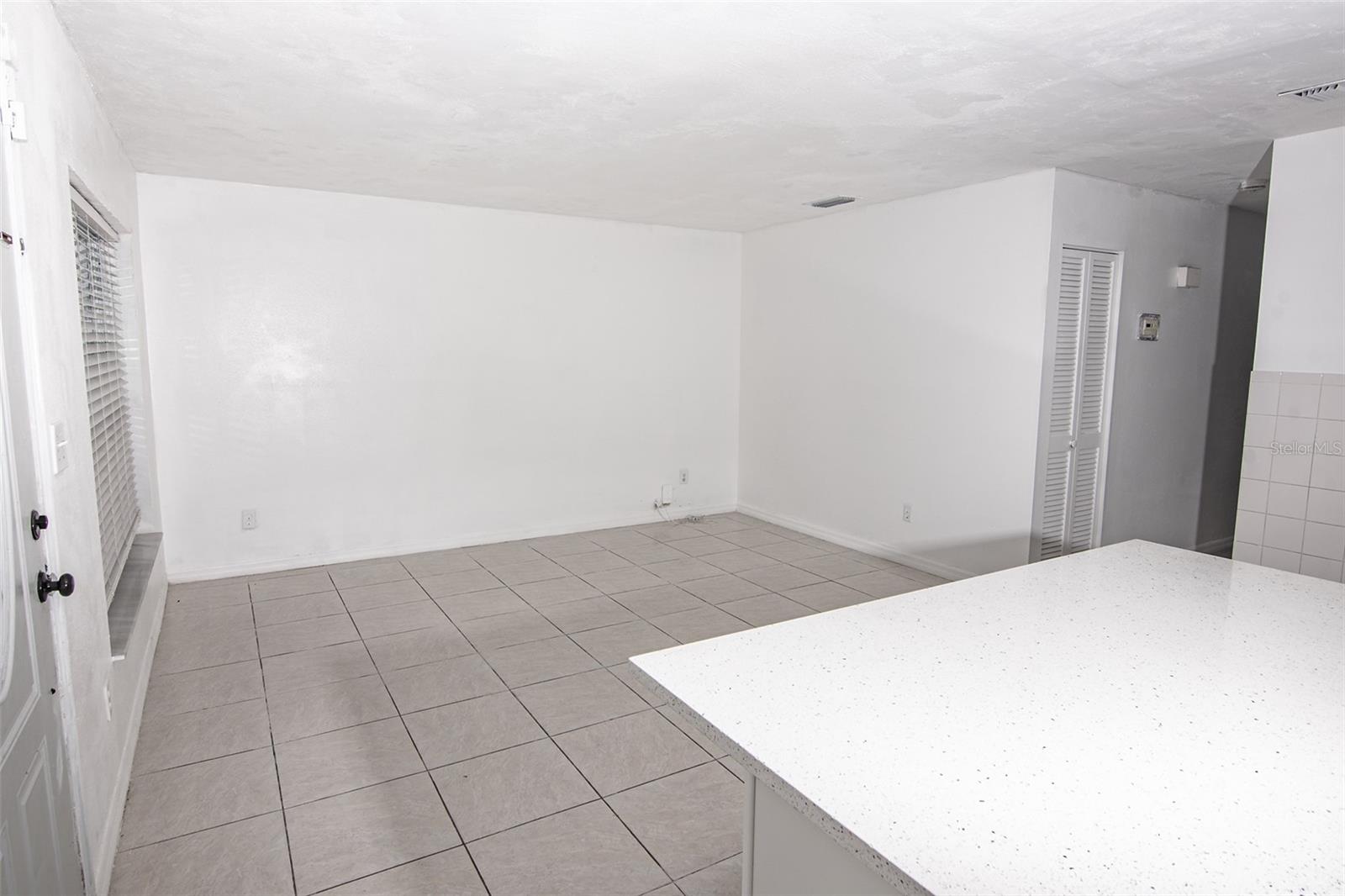 5810 N THATCHER AVE, TAMPA, FL, 33614
