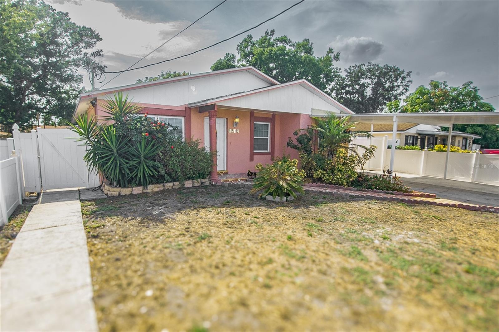 5810 N THATCHER AVE, TAMPA, FL, 33614