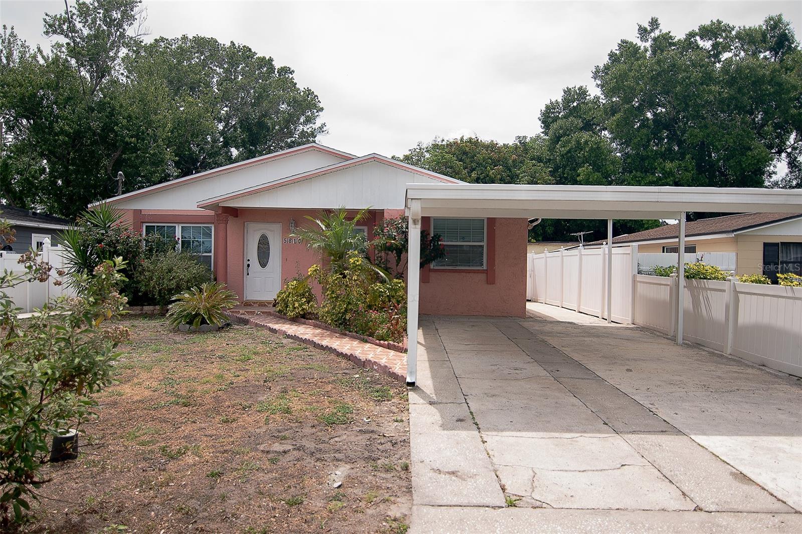 5810 N THATCHER AVE, TAMPA, FL, 33614