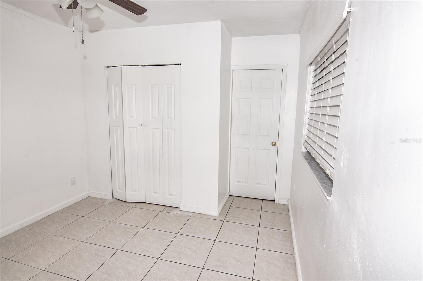 5810 N THATCHER AVE, TAMPA, FL, 33614