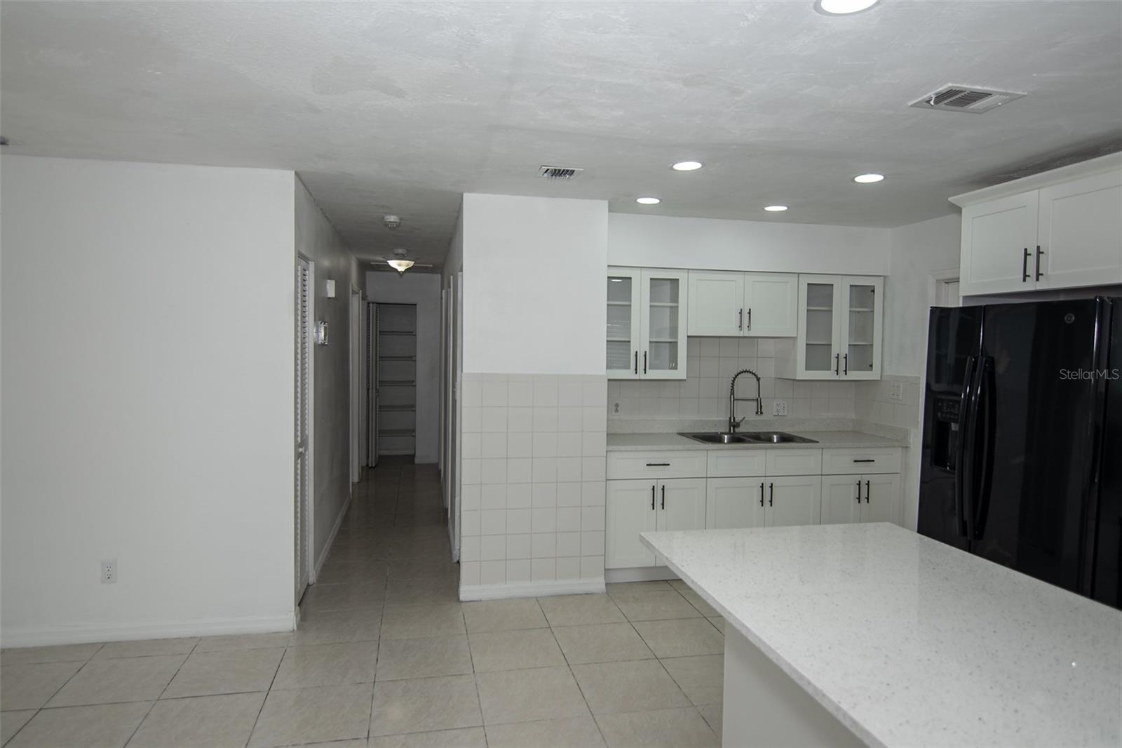 5810 N THATCHER AVE, TAMPA, FL, 33614