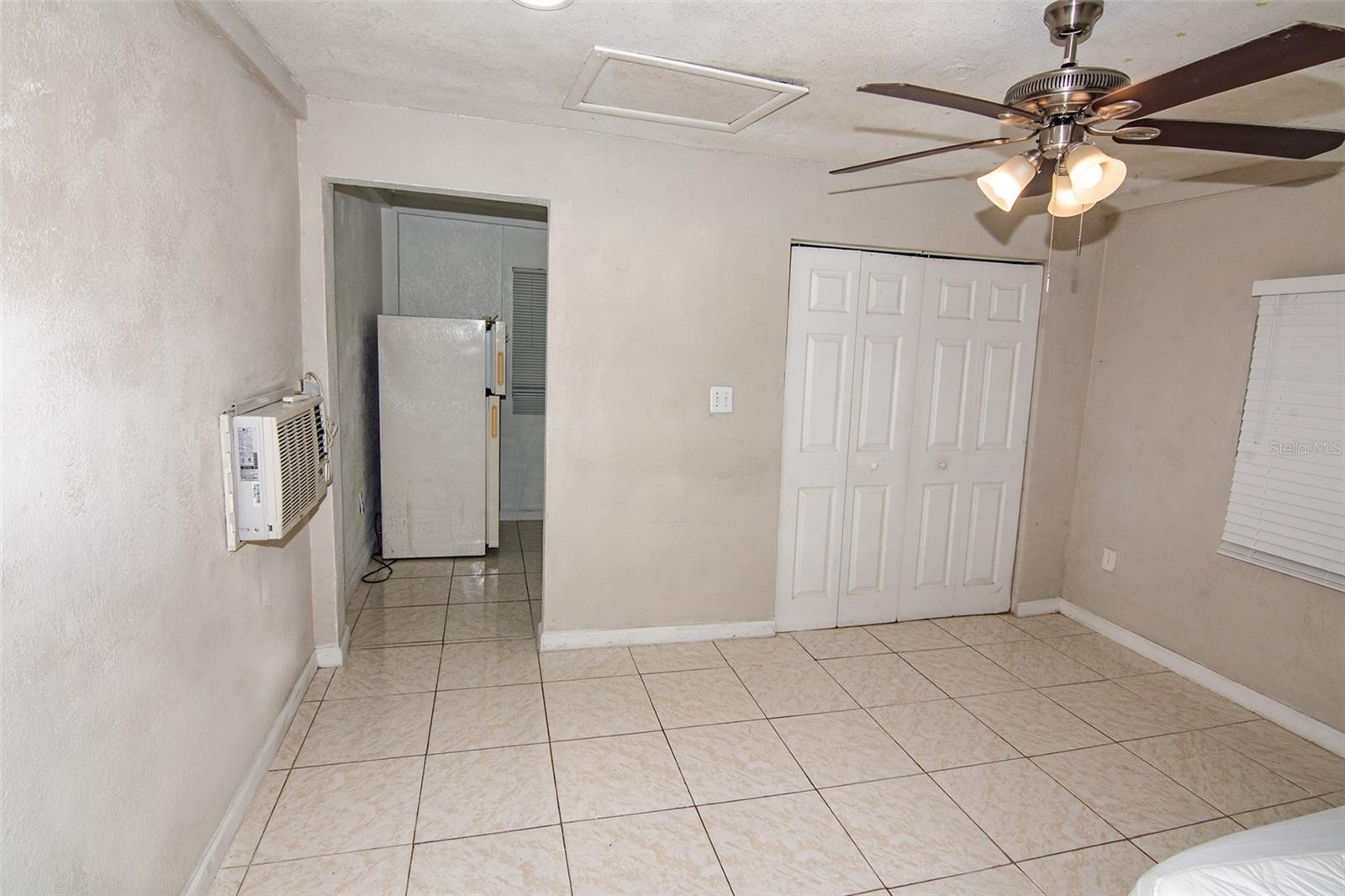 5810 N THATCHER AVE, TAMPA, FL, 33614