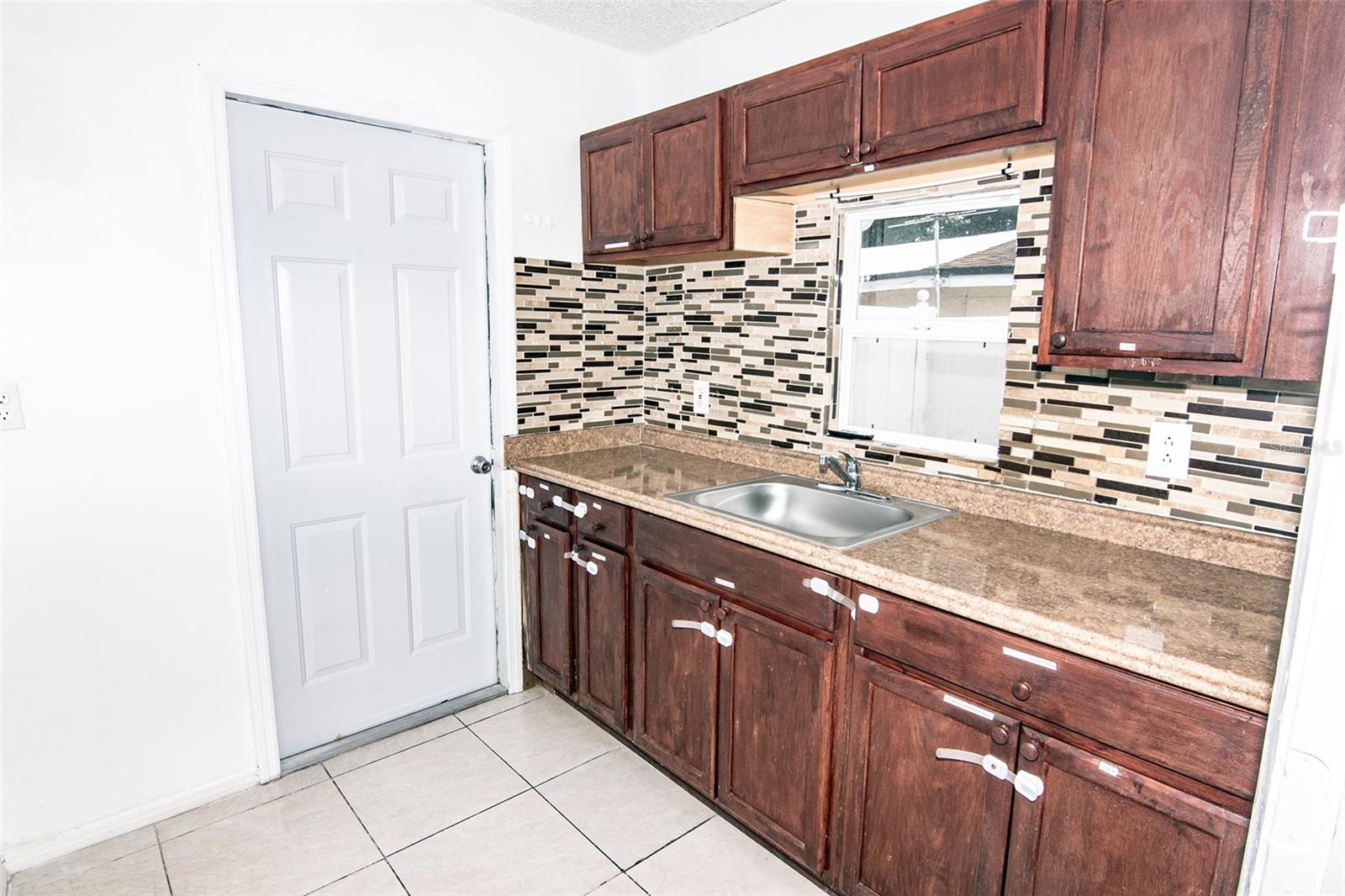 5810 N THATCHER AVE, TAMPA, FL, 33614