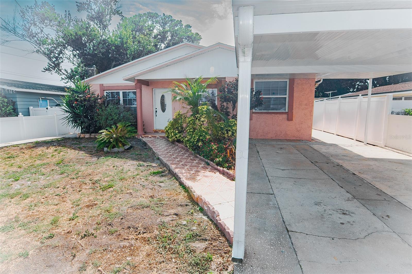 5810 N THATCHER AVE, TAMPA, FL, 33614